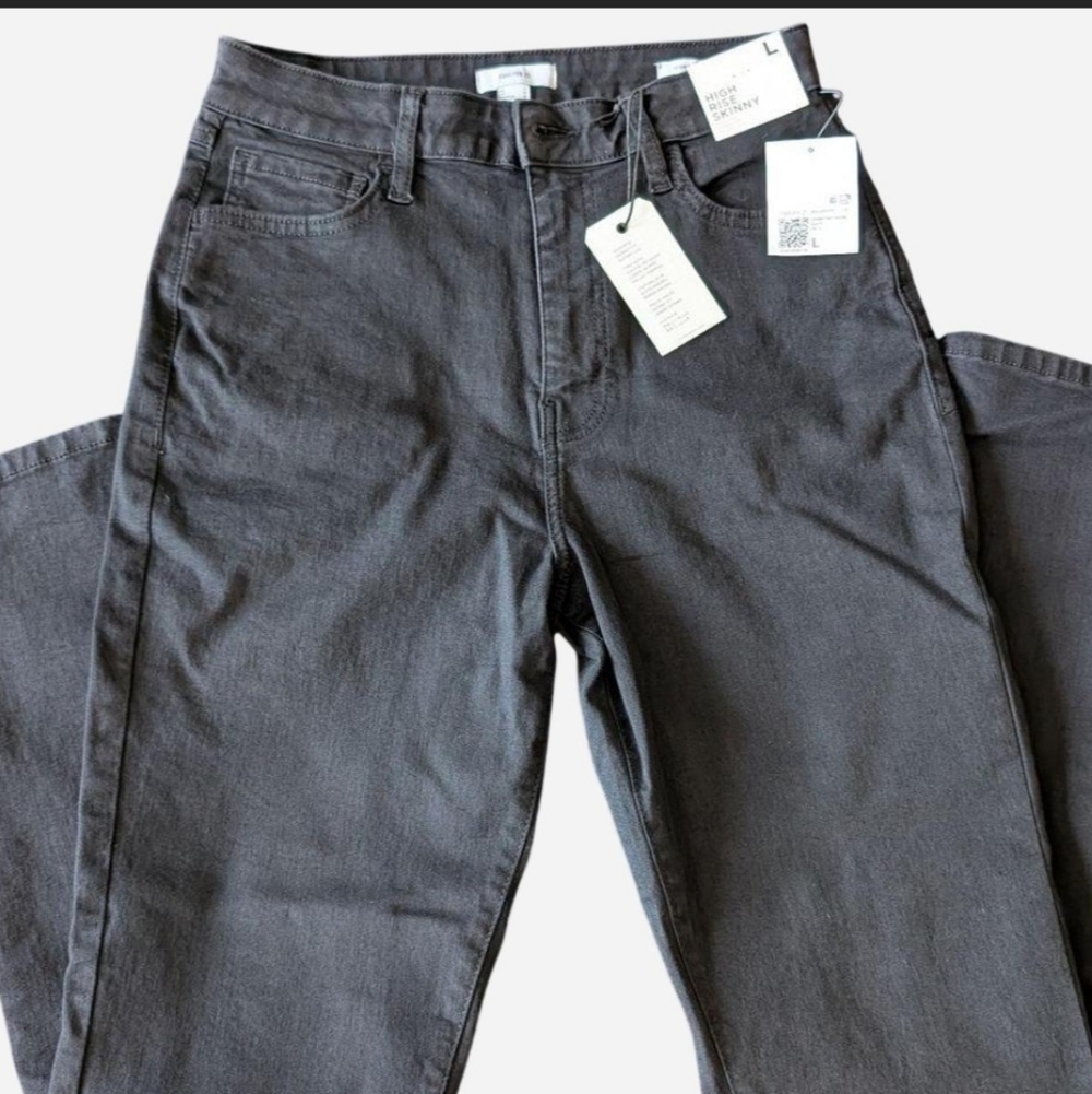 NWT Classic Black Minimal Skinny Emo Goth Skater Jeans Neutral Sz L Stretch